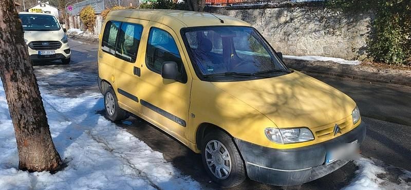 Gebraucht Citroën Berlingo 55 PS (40 kW) 1999 Gelb Van / Kleinbus