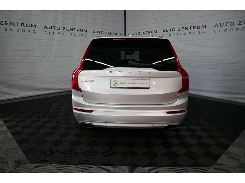Gebraucht Volvo XC90 Momentum 235 PS (172 kW) 2020 Silber SUV