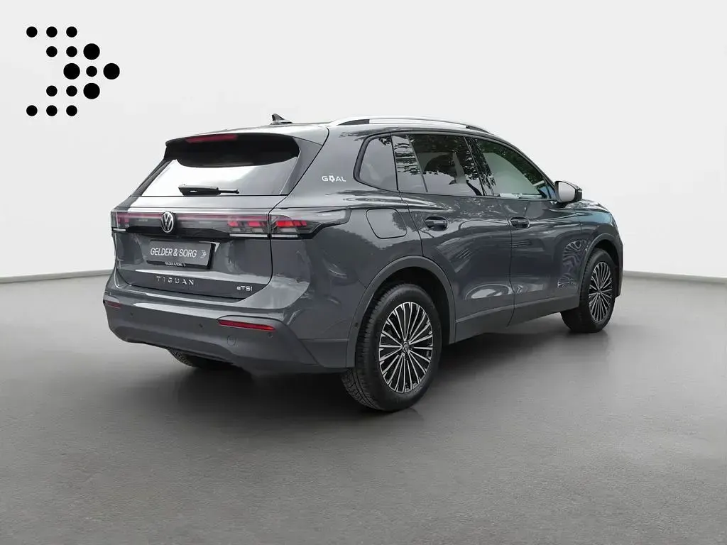 Gebraucht VW Tiguan Goal 150 PS (110 kW) 2025 Delfingrau metallic SUV