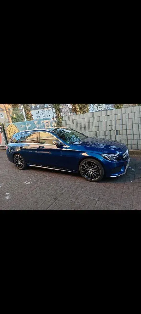 Gebraucht Mercedes 250 211 PS (155 kW) 2014 Blau Limousine