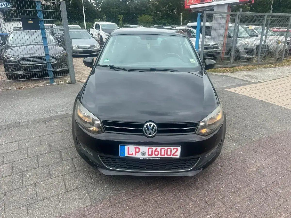 Gebraucht VW Polo Style 60 PS (44 kW) 2012 Schwarz Kleinwagen