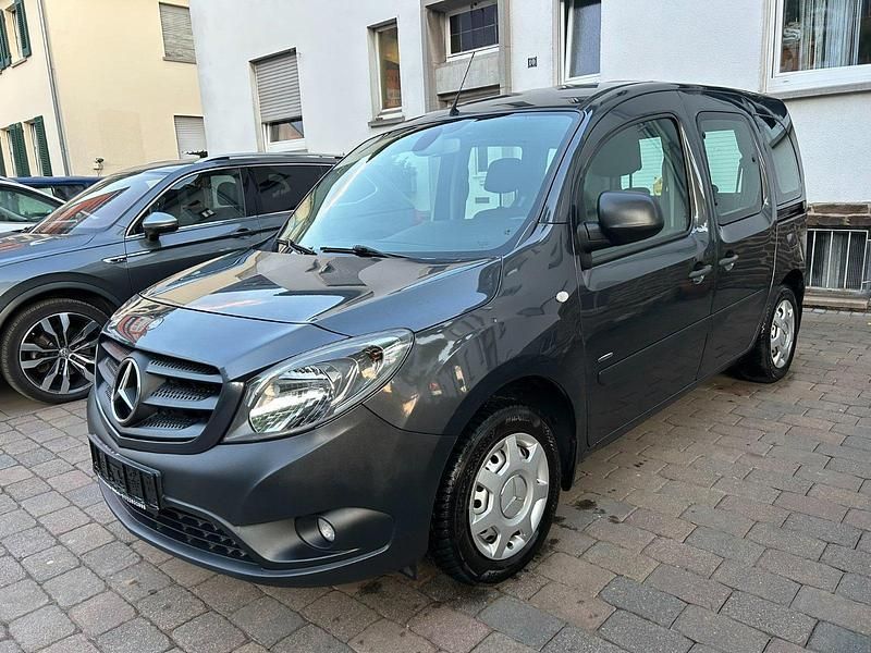 Grau Gebraucht 2013 Mercedes Citan 109 Van / Kleinbus | 6.999 € (Fairer Preis) - Bild 1/4