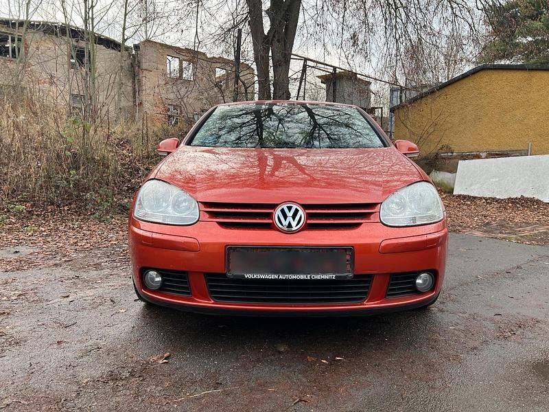 Gebraucht VW Golf IV 102 PS (75 kW) 2006 Orange Limousine