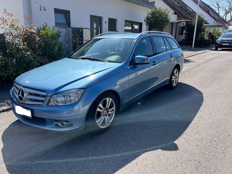 Blau Gebraucht 2011 Mercedes C220 Avantgarde Kombi | 7.900 € (Guter Preis) - Bild 1/4