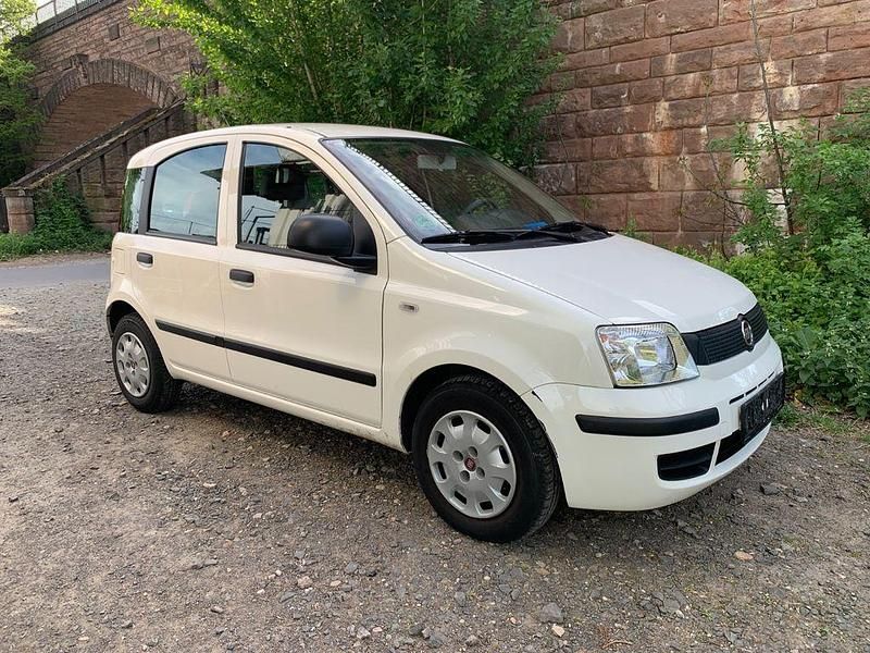 Occasion Fiat Panda Classica 69 ch (50 kW) 2012 Citadine