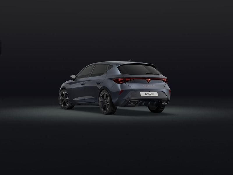 Neu Cupra Leon 150 PS (110 kW) 2026 Taiga grau metallic Limousine