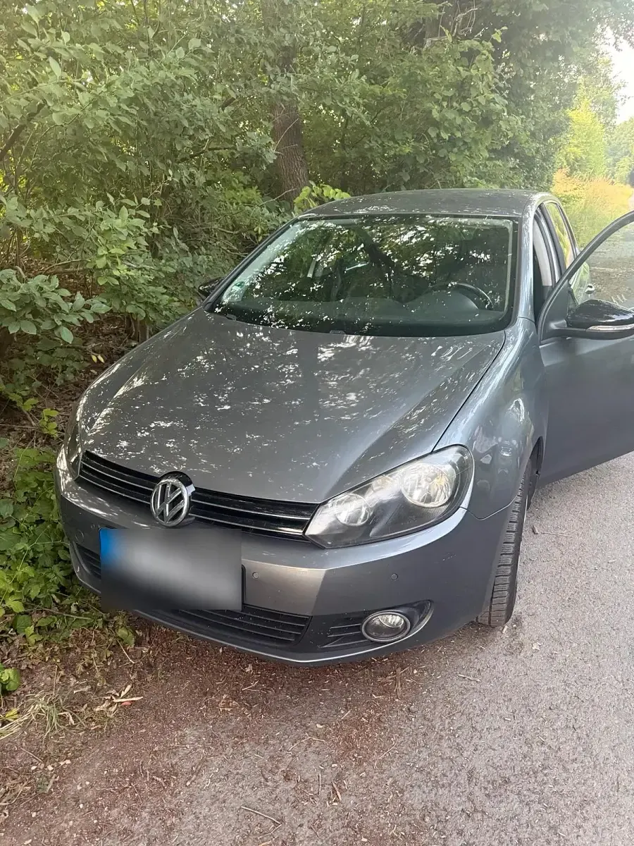 Gebraucht VW Golf VI 110 PS (80 kW) 2009 Grau Kleinwagen