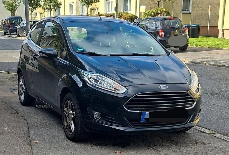 Schwarz Gebraucht 2014 Ford Fiesta SYNC Edition Kleinwagen | 4.900 € (Guter Preis) - Bild 1/4