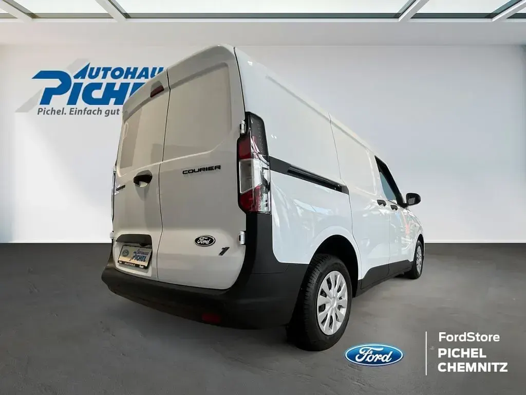 Neu Ford Transit Trend 101 PS (74 kW) 2025 Weiß Limousine
