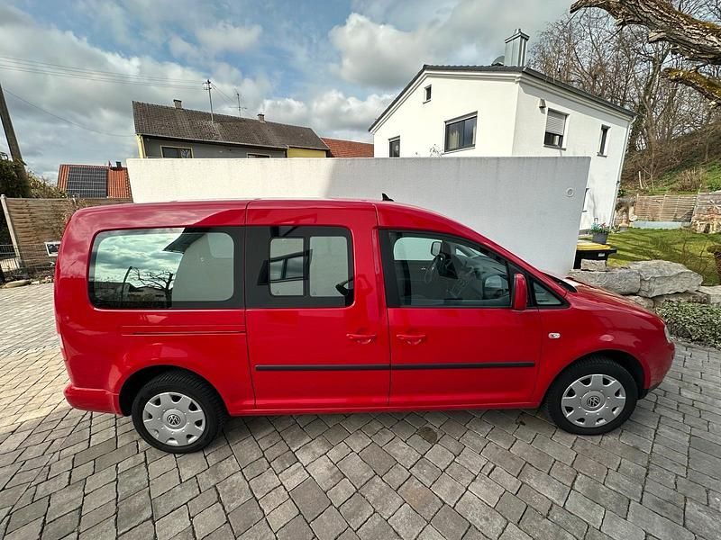 Gebraucht VW Caddy Maxi 104 PS (76 kW) 2008 Rot Van / Kleinbus