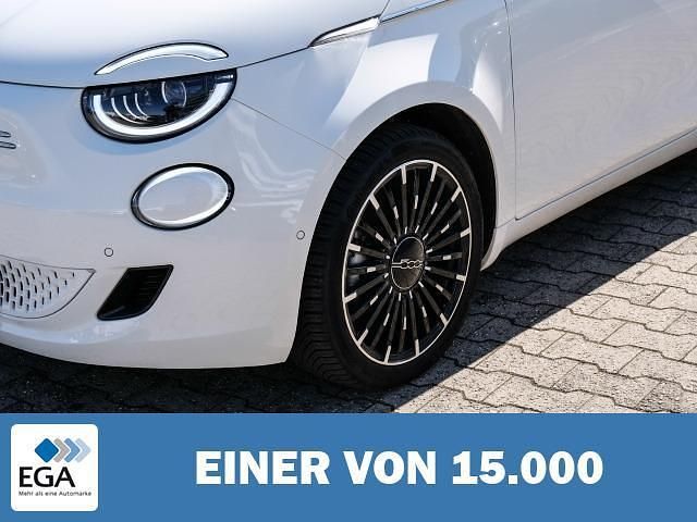 Gebraucht Fiat 500e La Prima 86 kW (118 PS) 2023 Weiß