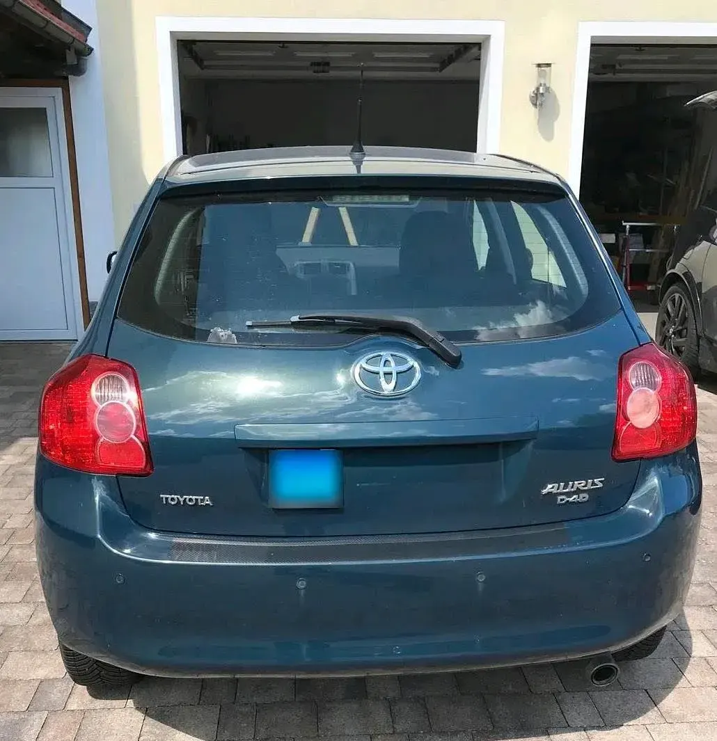 Gebraucht Toyota Auris 126 PS (92 kW) 2007 Blau Kleinwagen