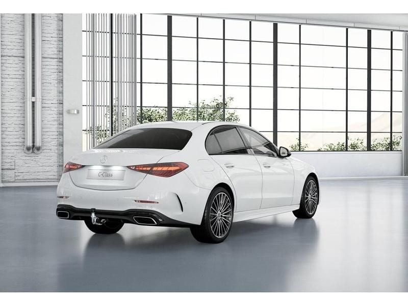 Gebraucht Mercedes C300 AMG 258 PS (189 kW) 2022 Unilack polarweiß Limousine