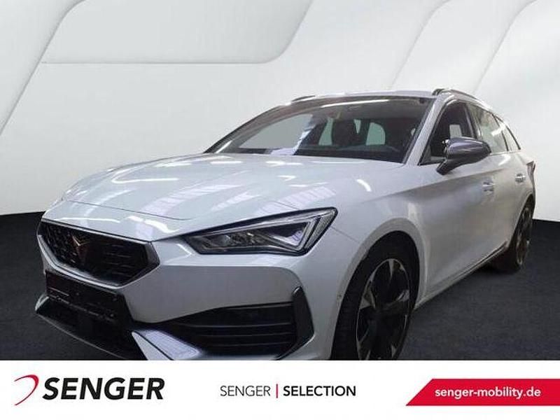 Weiß Gebraucht 2024 Cupra Leon Limousine | 31.480 € (Etwas zu teuer) - Bild 1/3