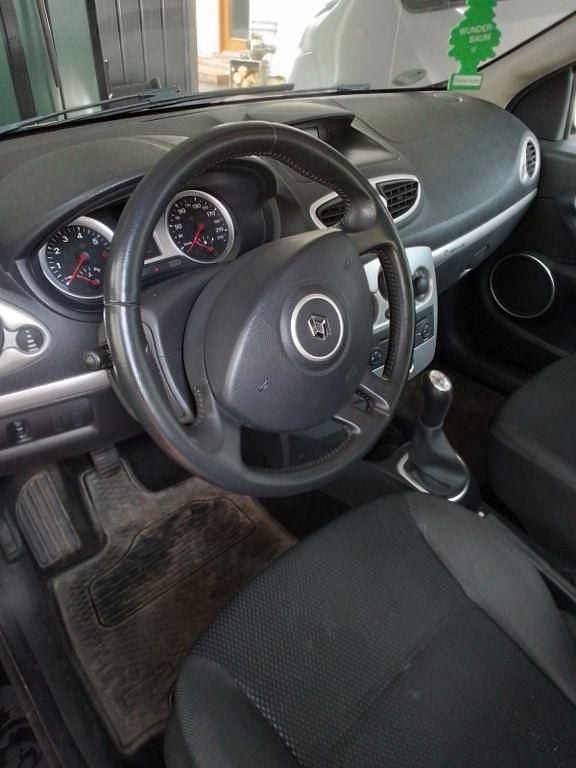 Gebraucht Renault Clio II Rip Curl 75 PS (55 kW) 2009 Schwarz Limousine