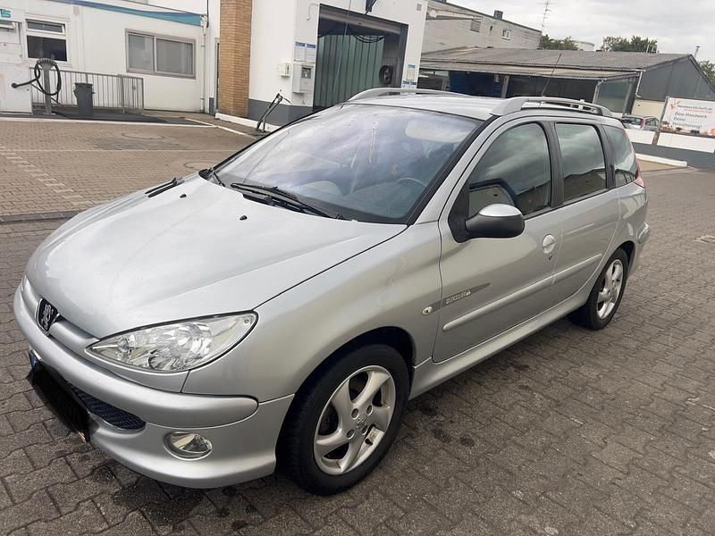 Gebraucht Peugeot 206 116 PS (85 kW) 2006 Silber Kombi