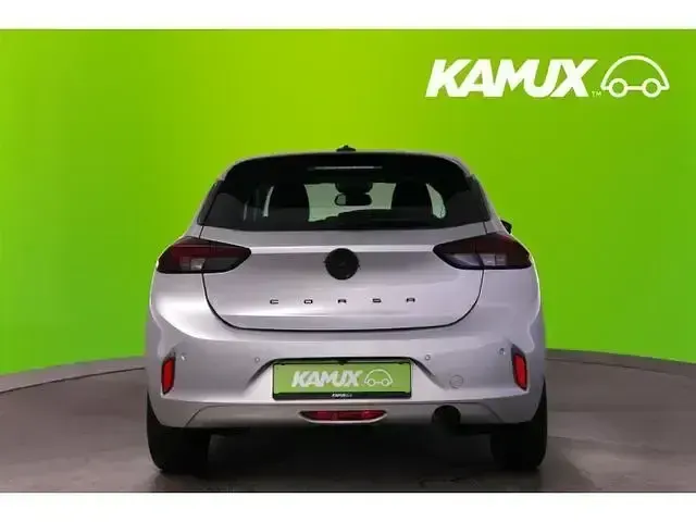 Usado Opel Corsa Edition 101 HP (74 kW) 2025 Preto Citadino