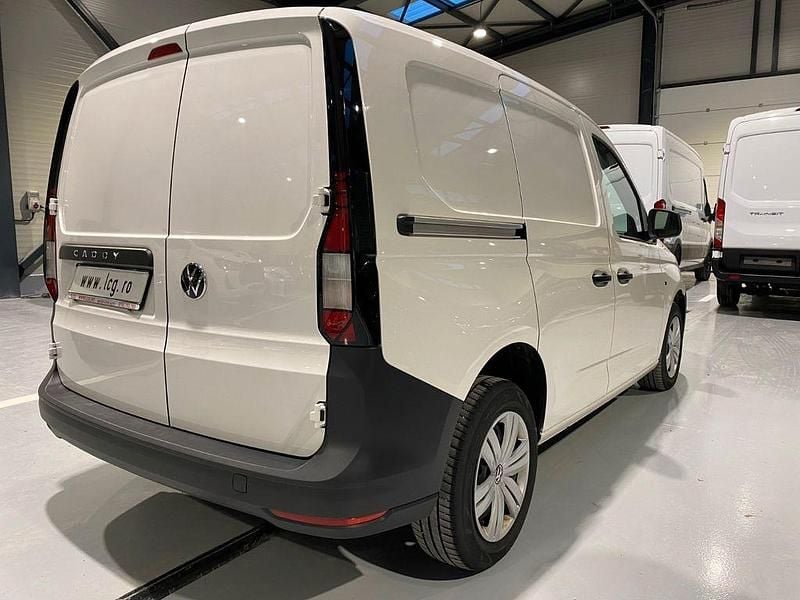 Gebraucht VW Caddy 102 PS (75 kW) 2024 Weiß Van / Kleinbus