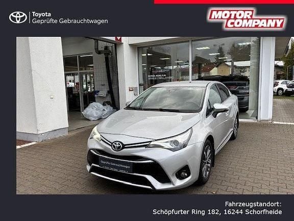 Platinsilber metallic Gebraucht 2015 Toyota Avensis Design Limousine | 13.825 € (Guter Preis) - Bild 1/4