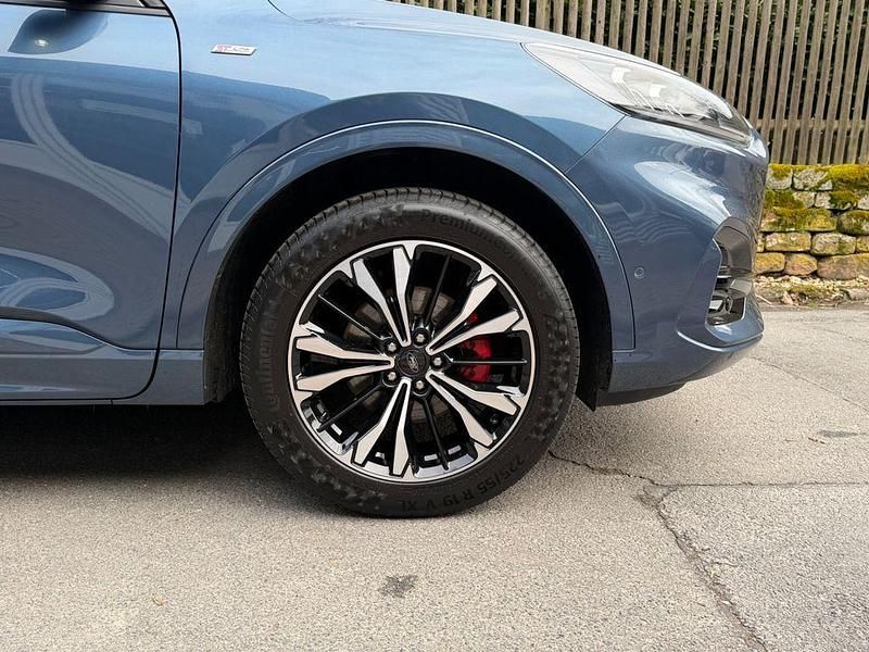 Gebraucht Ford Kuga ST-Line X 190 PS (139 kW) 2023 Blau SUV