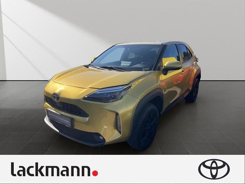 Gebraucht Toyota Yaris Hybrid Connect Style 116 PS (85 kW) 2022