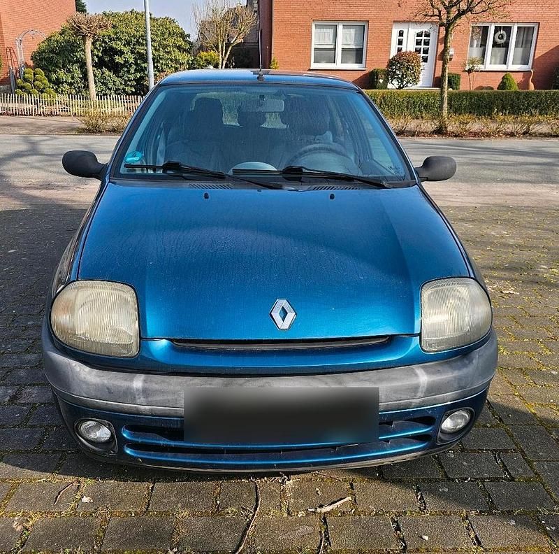 Gebraucht Renault Clio II 58 PS (42 kW) 2000 Blau Kleinwagen