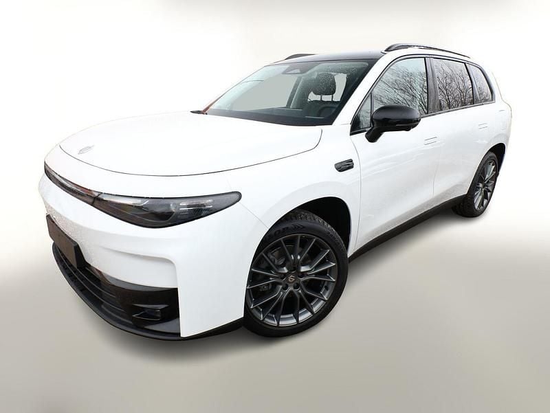 Neu Leapmotor C10 215 PS (158 kW) 2025 Pearly white SUV