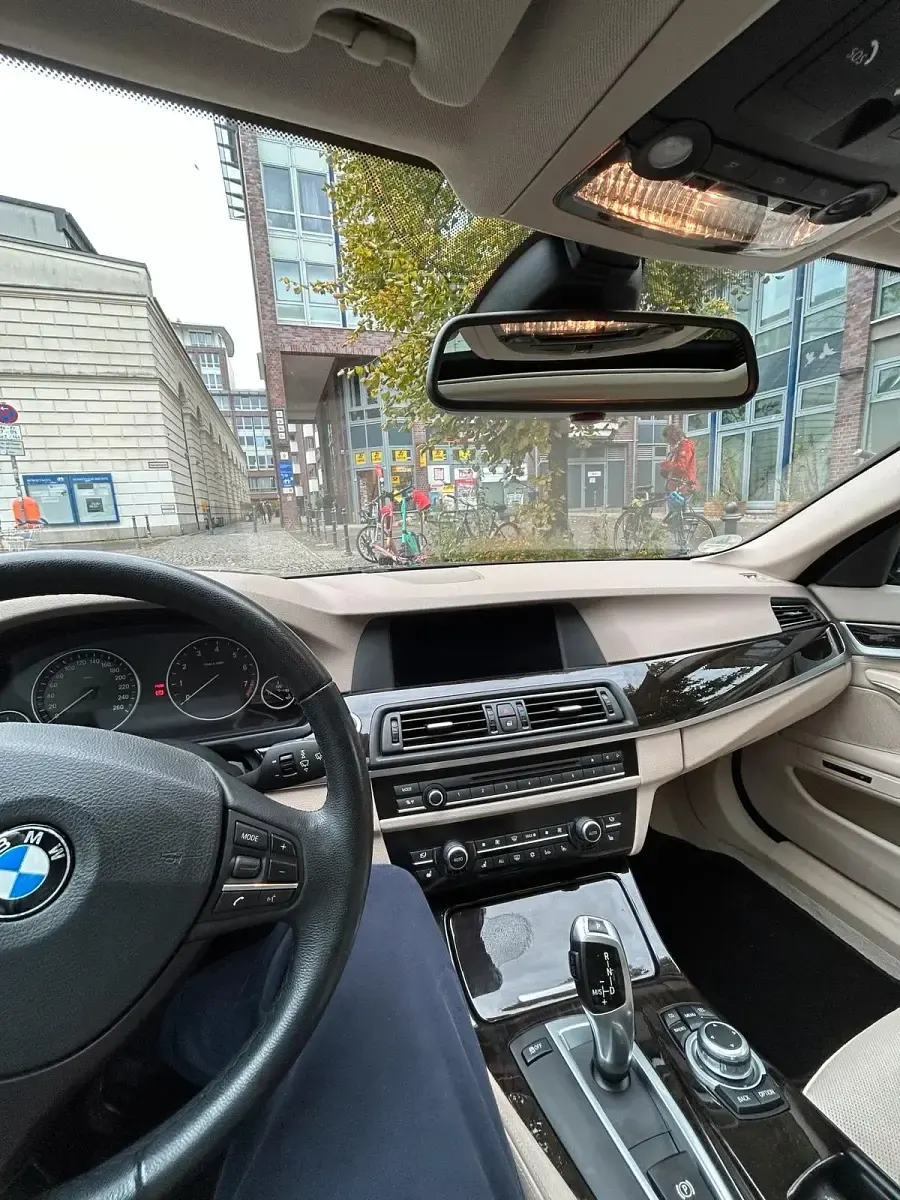 Gebraucht BMW 528 258 PS (189 kW) 2010 Schwarz Limousine