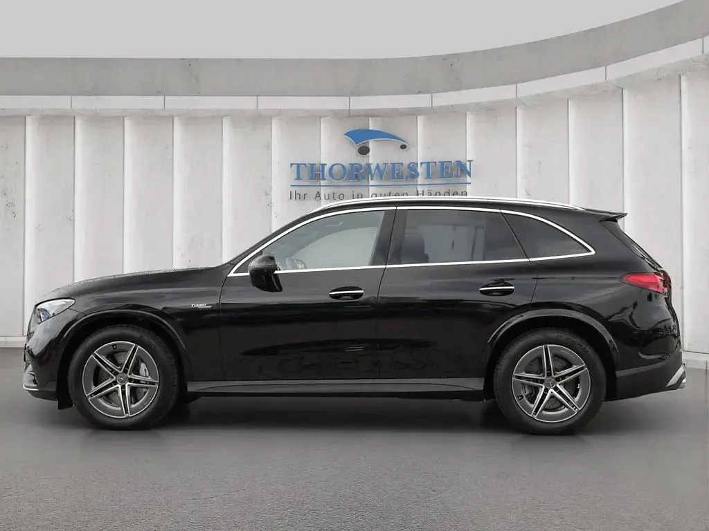 Gebraucht Mercedes GLC43 AMG Premium 421 PS (309 kW) 2025 Lack obsidianschwarz SUV