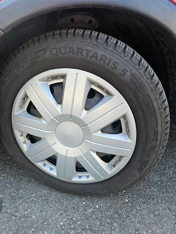 Gebraucht Opel Corsa 58 PS (42 kW) 2001 Rot Kleinwagen