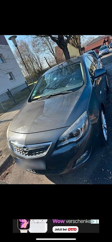 Gebraucht Opel Astra 160 PS (117 kW) 2011 Grau Limousine