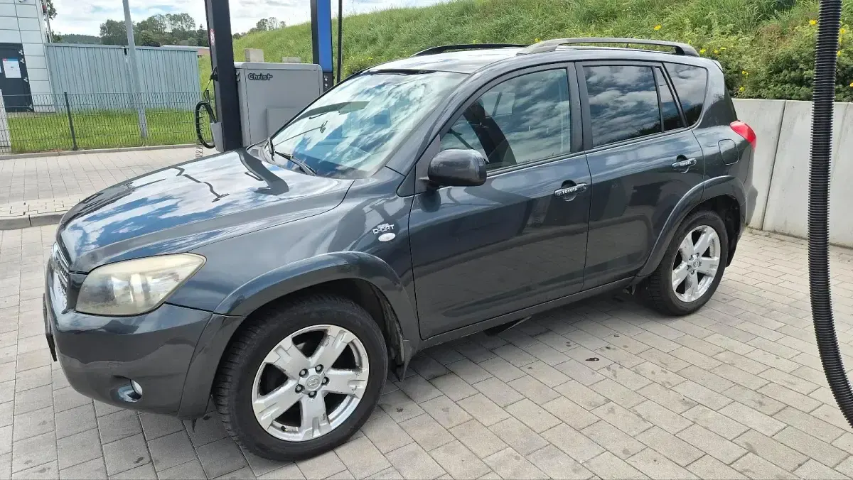 Gebraucht Toyota RAV4 177 PS (130 kW) 2007 Grau SUV