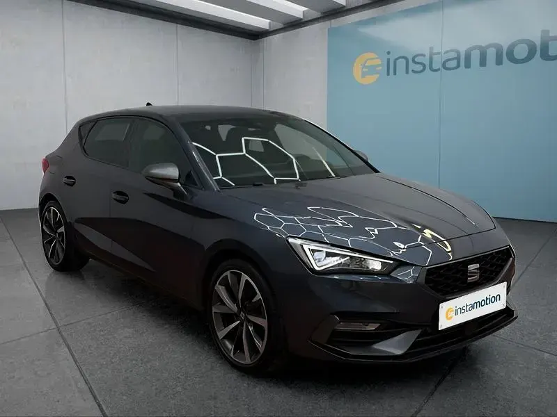 Gebraucht Cupra Leon 150 PS (110 kW) 2022 Grau Kleinwagen