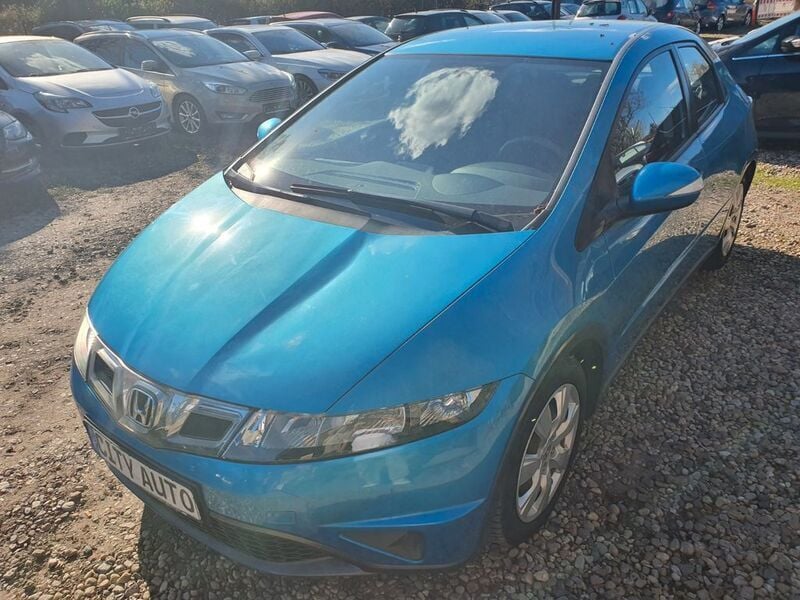 Blau Gebraucht 2010 Honda Civic Comfort Limousine | 4.970 € (Guter Preis) - Bild 1/4