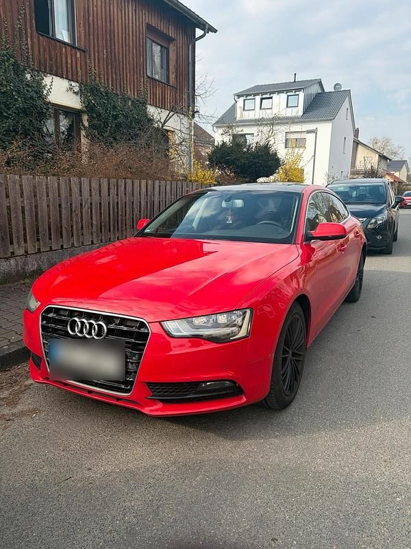 Gebraucht Audi A5 163 PS (119 kW) 2014 Rot Coupé