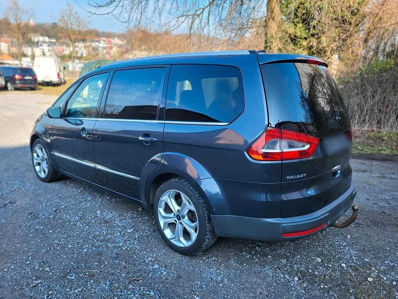 Gebraucht Ford Galaxy Titanium 163 PS (119 kW) 2010 Grau Van / Kleinbus