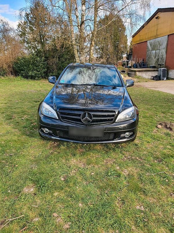 Gebraucht Mercedes C220 170 PS (125 kW) 2008 Schwarz Limousine