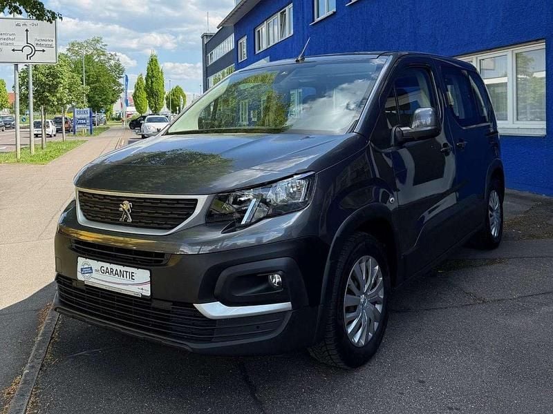 Lackierung platiniumgrau/typ Gebraucht 2020 Peugeot Rifter Active Van / Kleinbus | 17.190 € (Guter Preis) - Bild 1/1