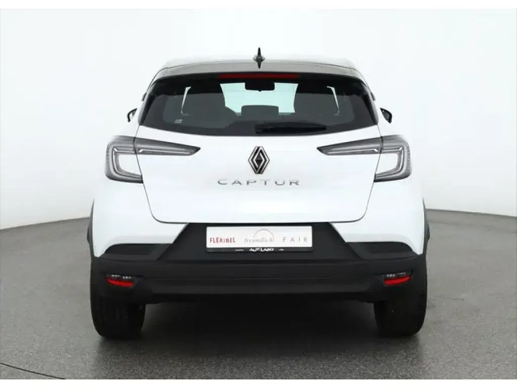 Gebraucht Renault Captur 91 PS (66 kW) 2025 Perlmuttweissmet./schwarz (metallic) SUV