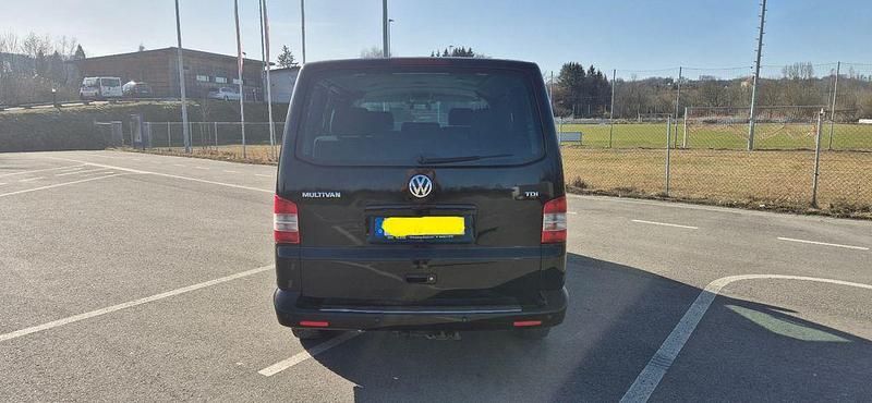 Gebraucht VW T5 Startline 131 PS (96 kW) 2008 Schwarz Van