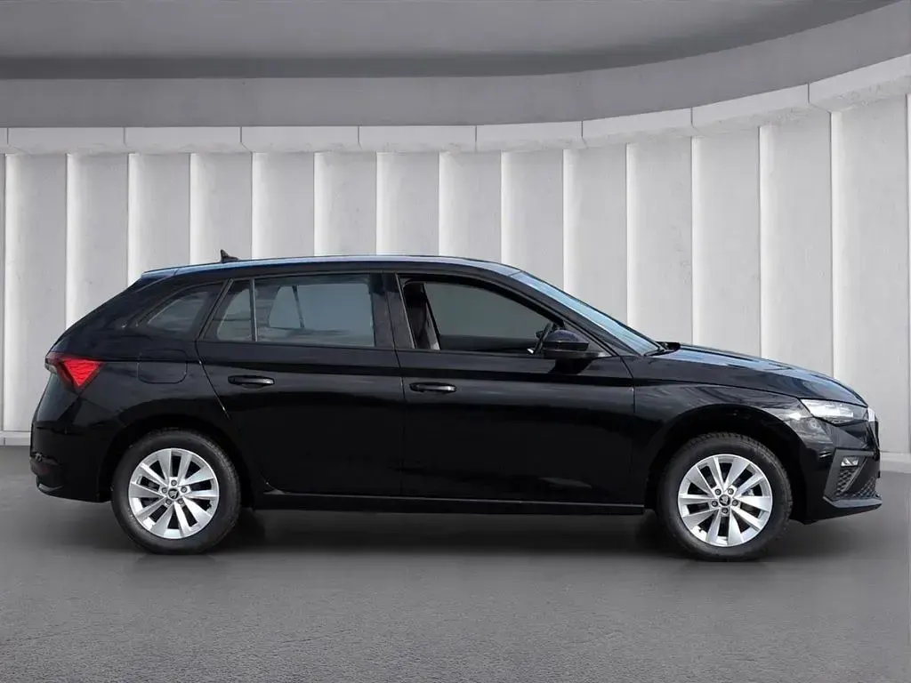 Gebraucht Skoda Scala Selection 95 PS (69 kW) 2025 Schwarz Kleinwagen