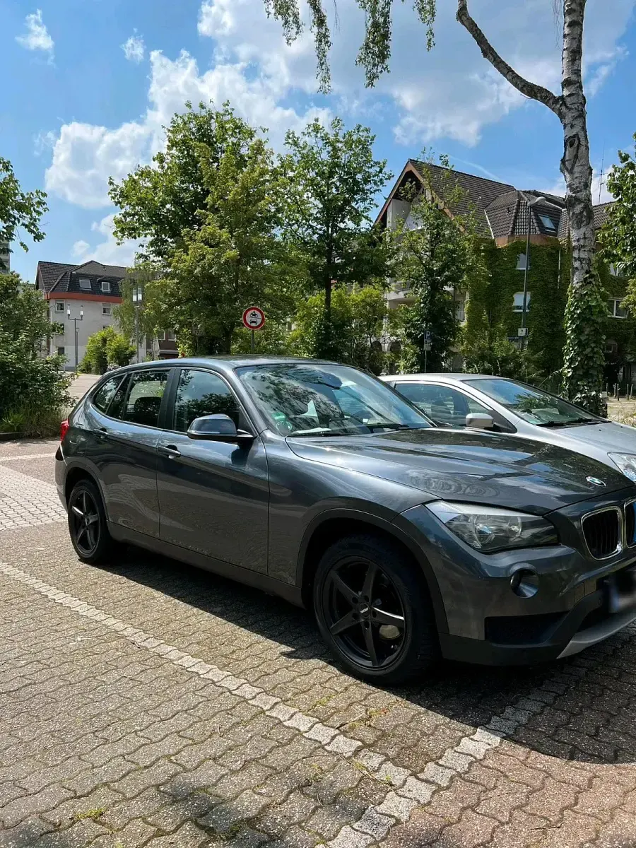 Second-hand BMW X1 143 CP (105 kW) 2012 Gri SUV