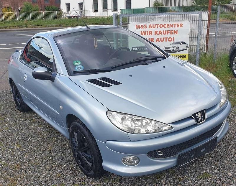 Grau Gebraucht 2005 Peugeot 206 CC Sport Cabrio | 1.499 € (Fairer Preis) - Bild 1/4