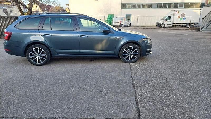 Gebraucht Skoda Octavia Soleil 150 PS (110 kW) 2019 Grün Kombi
