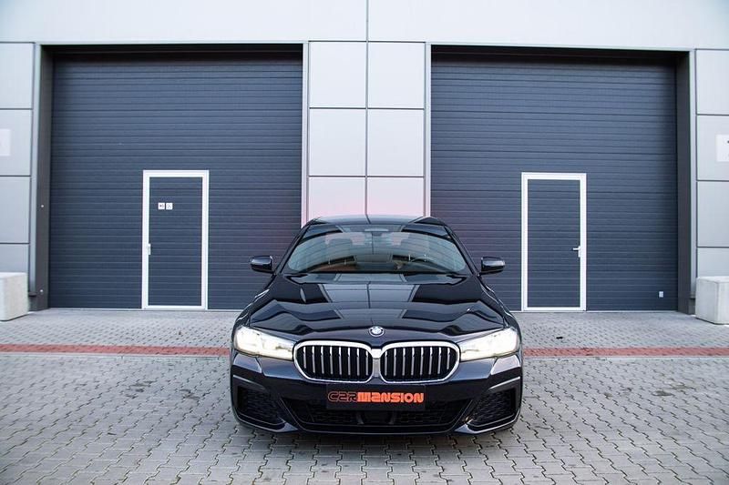 Gebraucht BMW 530 M Sport 286 PS (210 kW) 2021 Schwarz Limousine