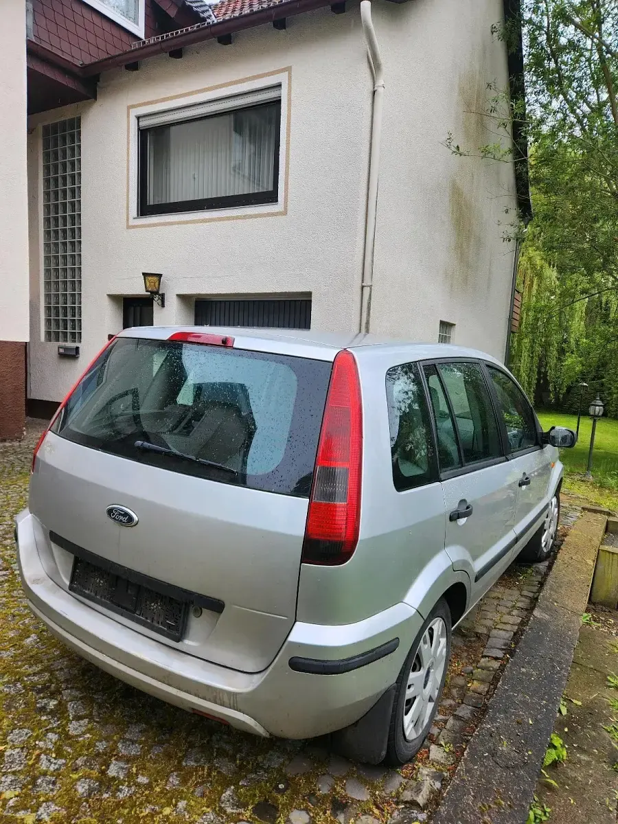 Gebraucht Ford Fusion 101 PS (74 kW) 2003 Silber Kleinwagen