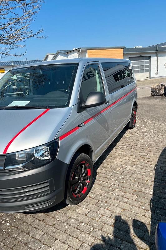 Gebraucht VW Transporter 150 PS (110 kW) 2019 Grau Van