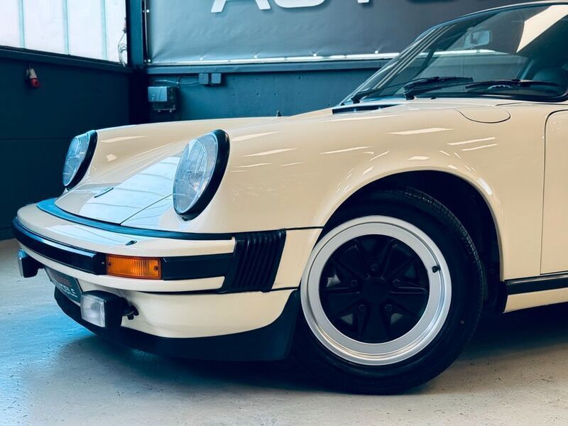 Gebraucht Porsche 911SC 179 PS (131 kW) 1981 Beige Cabrio