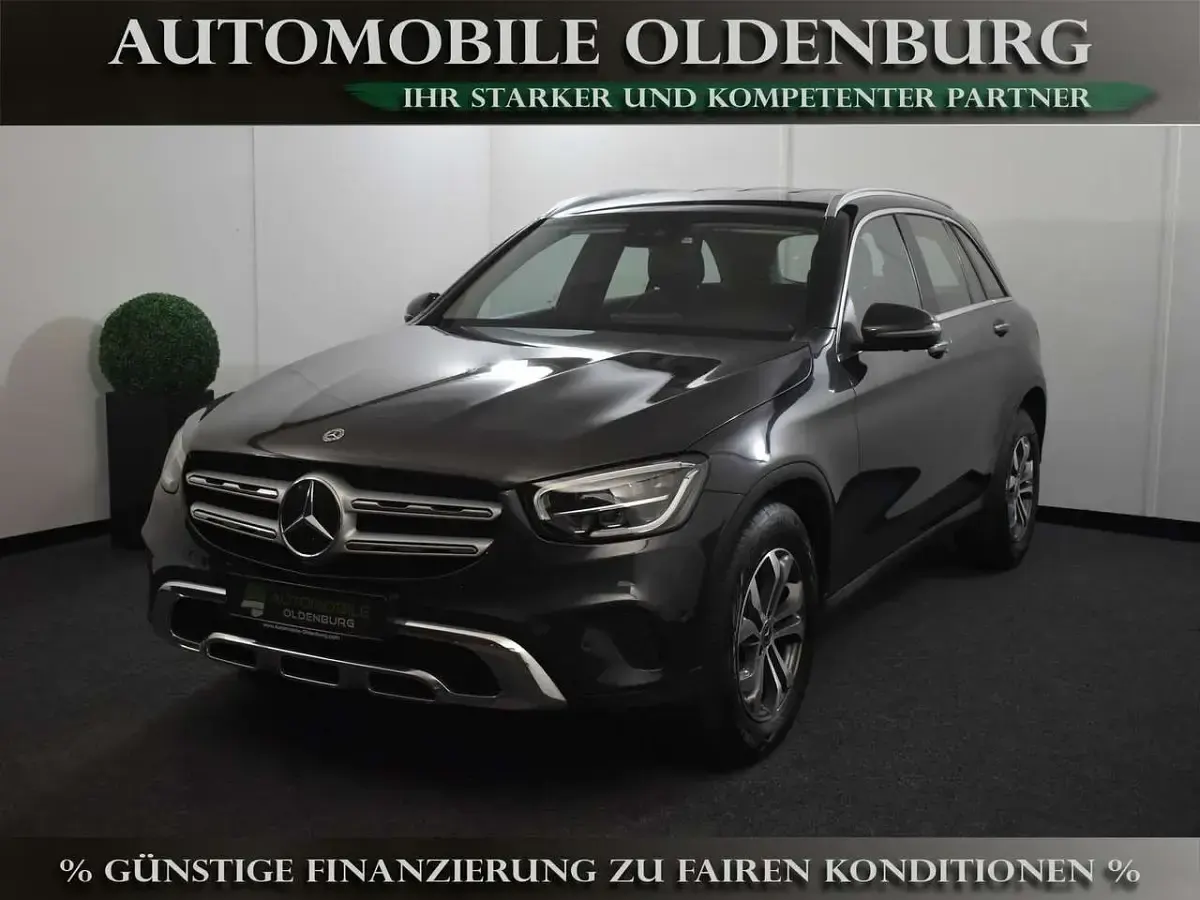Gebraucht Mercedes GLC220 194 PS (142 kW) 2021 Grau SUV