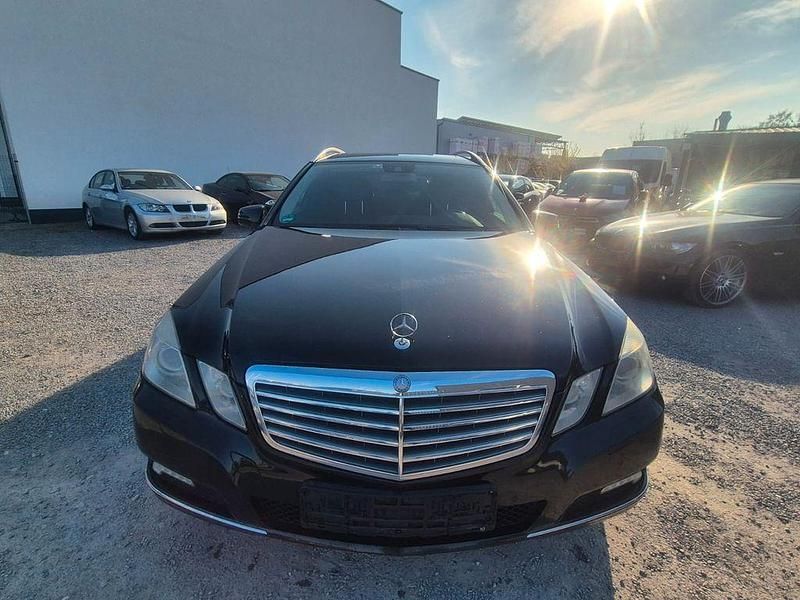 Second-hand Mercedes E350 231 CP (169 kW) 2010 Negru Break